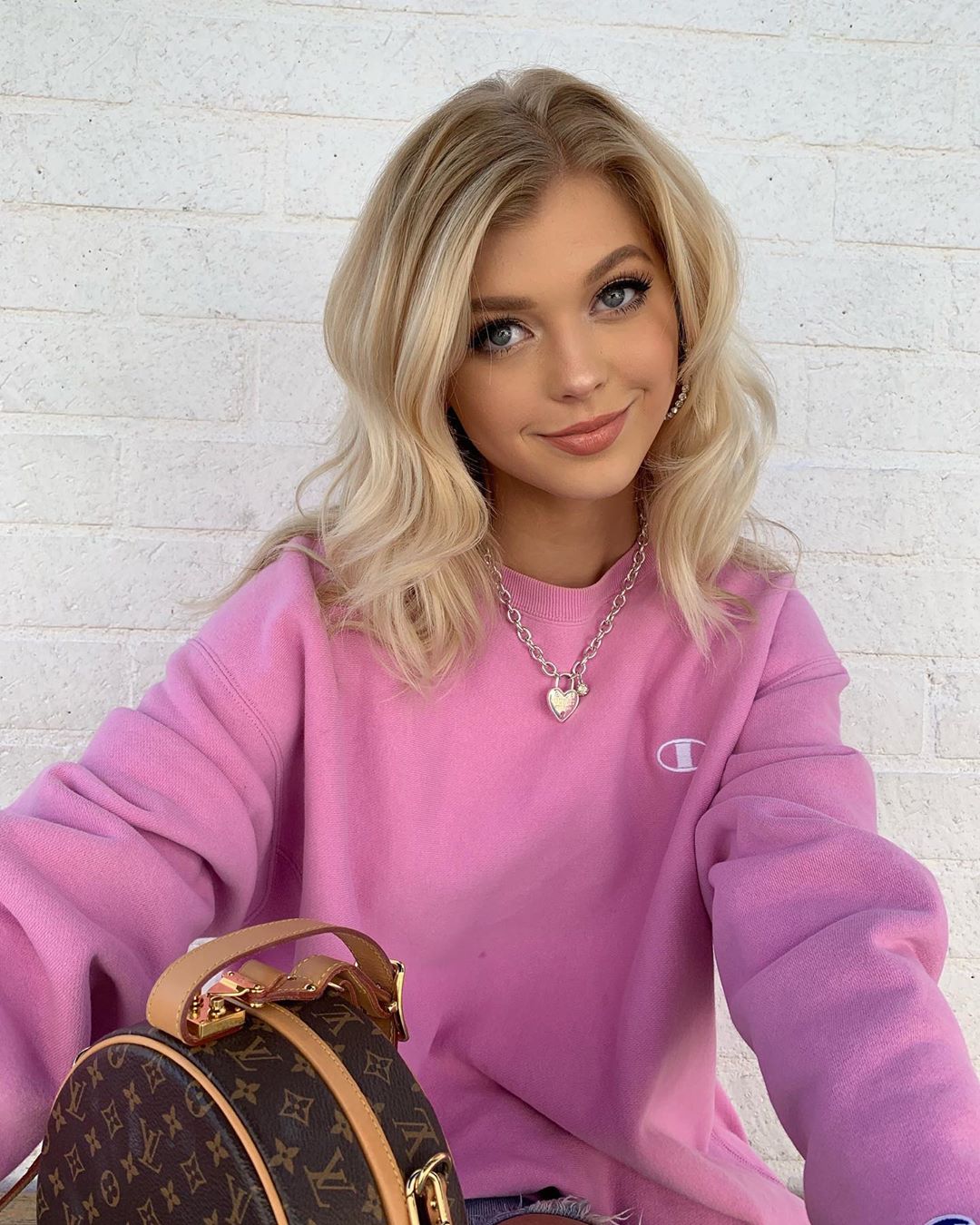 Loren Gray photos wallpaper hot 1