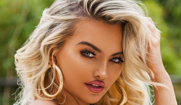 Lindsey Pelas photos wallpaper hot 2
