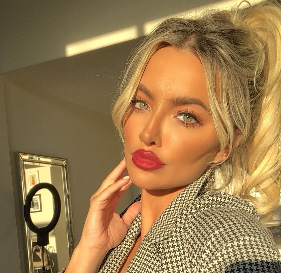 Lindsey Pelas photos wallpaper hot 3