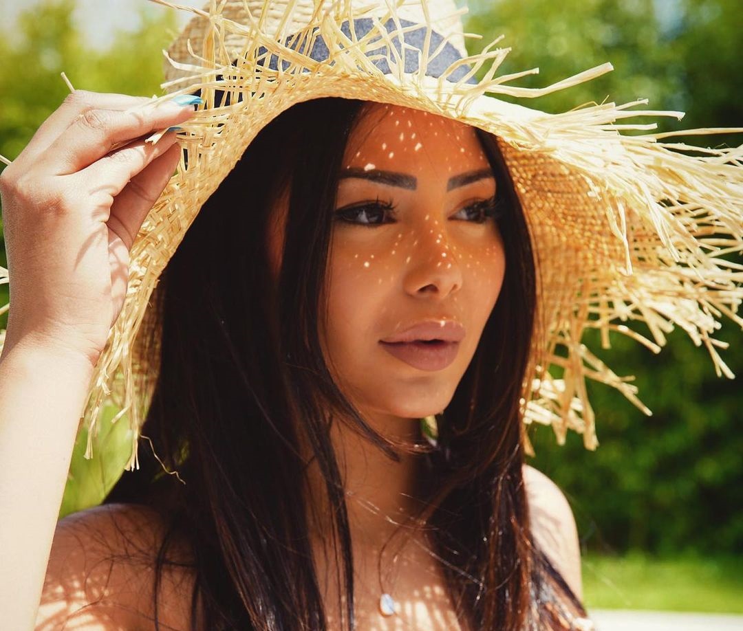 Maeva Ghennam photos wallpaper hot 11 Maeva Ghennam photos wallpaper hot 11