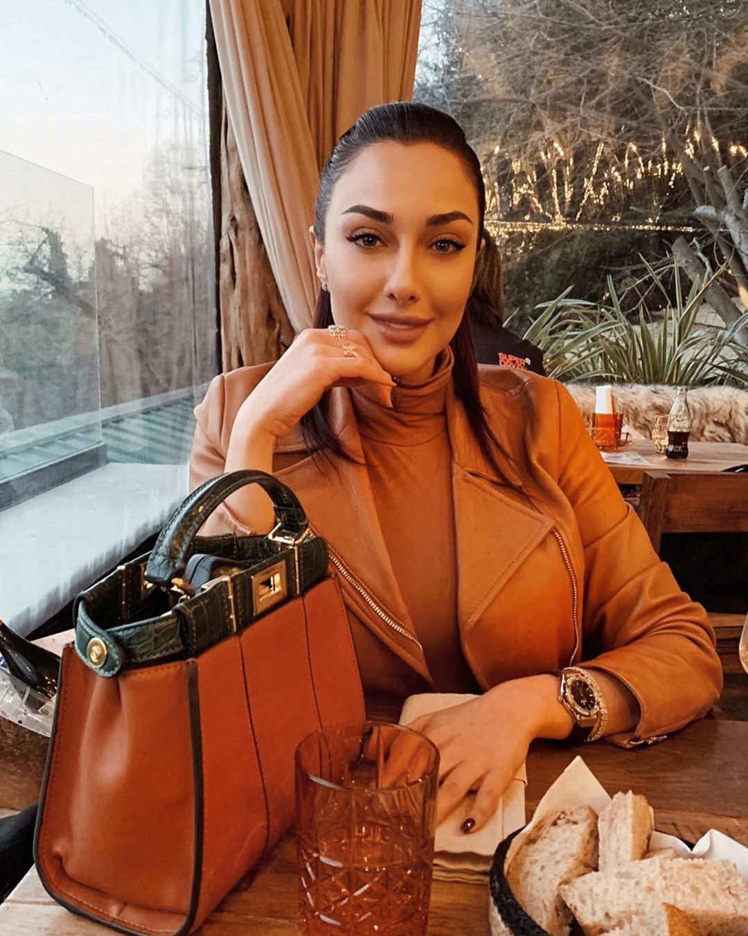 Sadaf Taherian photos wallpaper hot 16 Sadaf Taherian photos wallpaper hot 16