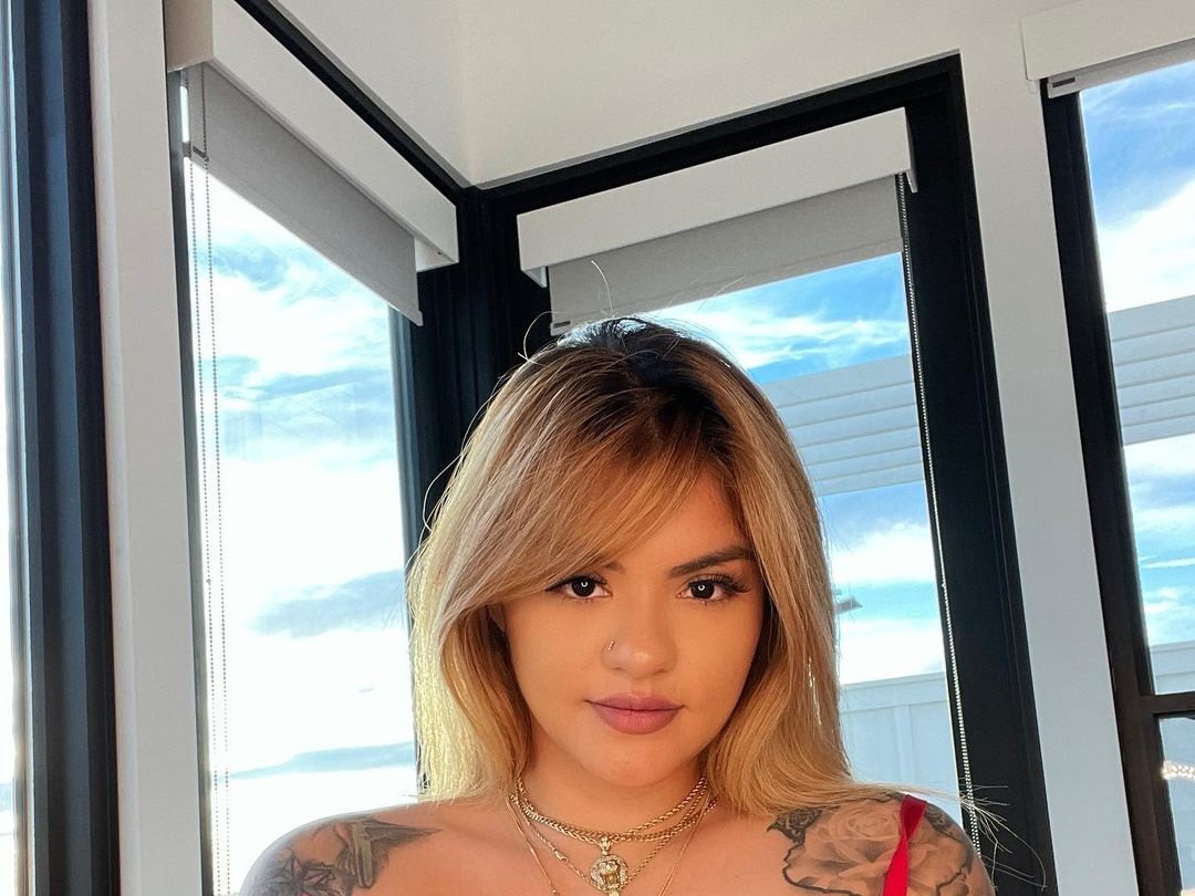 Tiff Villagomez photos wallpaper hot 1