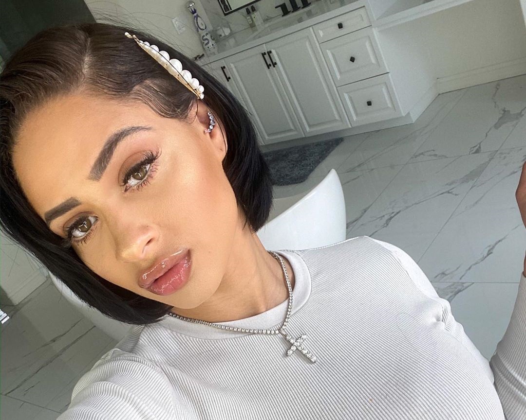 Tori Hughes photos wallpaper hot 4