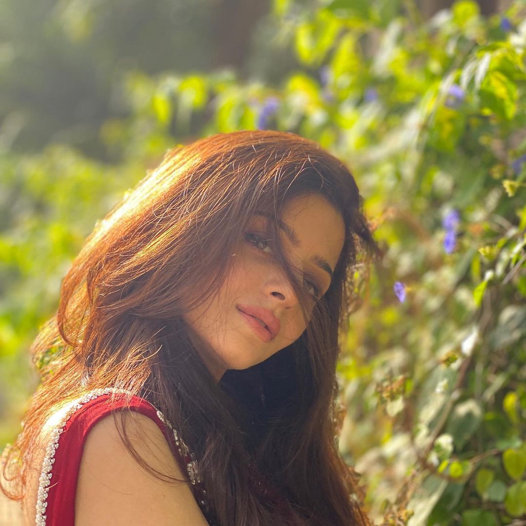 Vedhika Kumar photos wallpaper hot 13 Vedhika Kumar photos wallpaper hot 13