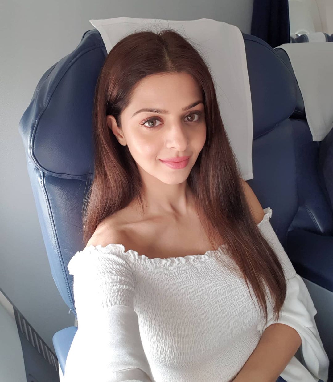Vedhika Kumar photos wallpaper hot 7 Vedhika Kumar photos wallpaper hot 7