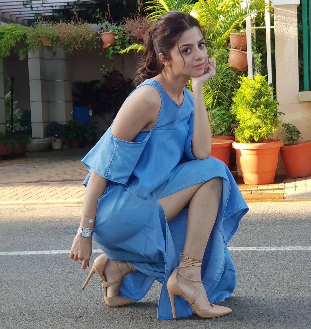 Vedhika Kumar photos wallpaper hot 8 Vedhika Kumar photos wallpaper hot 8