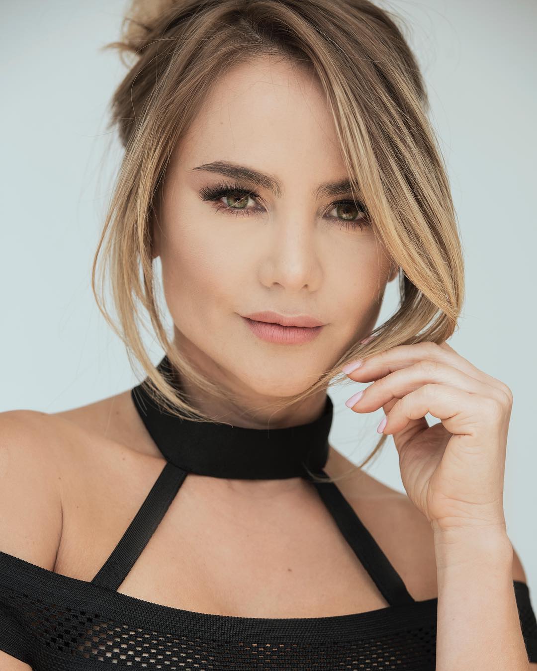 Ximena Cordoba photos wallpaper hot 6 Ximena Cordoba photos wallpaper hot 6